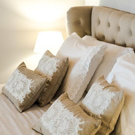 Heritage Suites Zanini Хвар Екстериор снимка