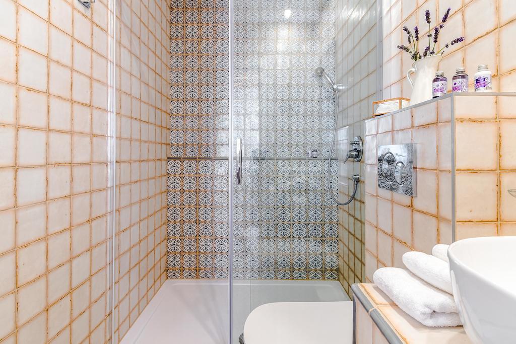 Heritage Suites Zanini Хвар Екстериор снимка